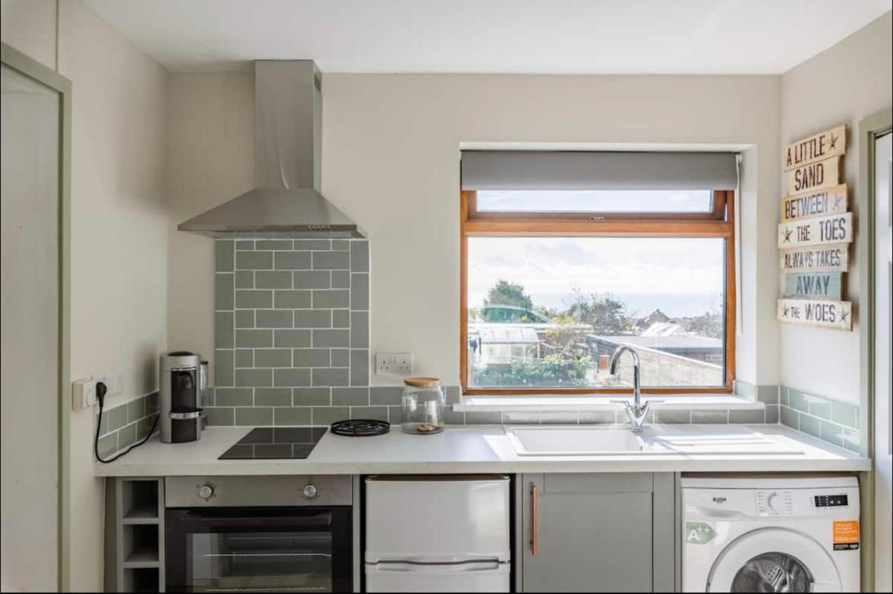 Seaview 1 Bed Open Condo - Free Parking Brighton Dış mekan fotoğraf