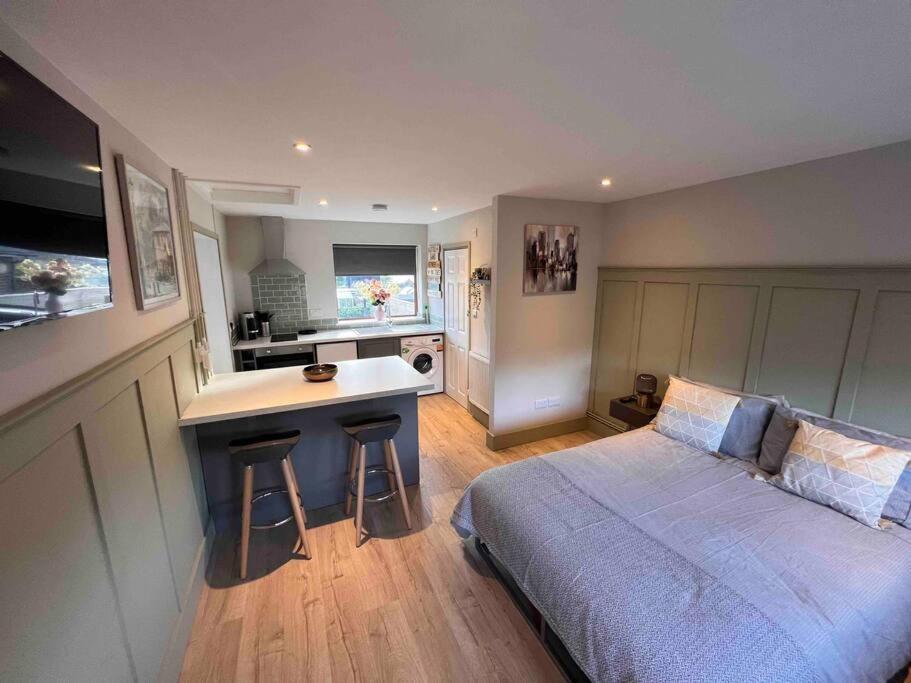 Seaview 1 Bed Open Condo - Free Parking Brighton Dış mekan fotoğraf